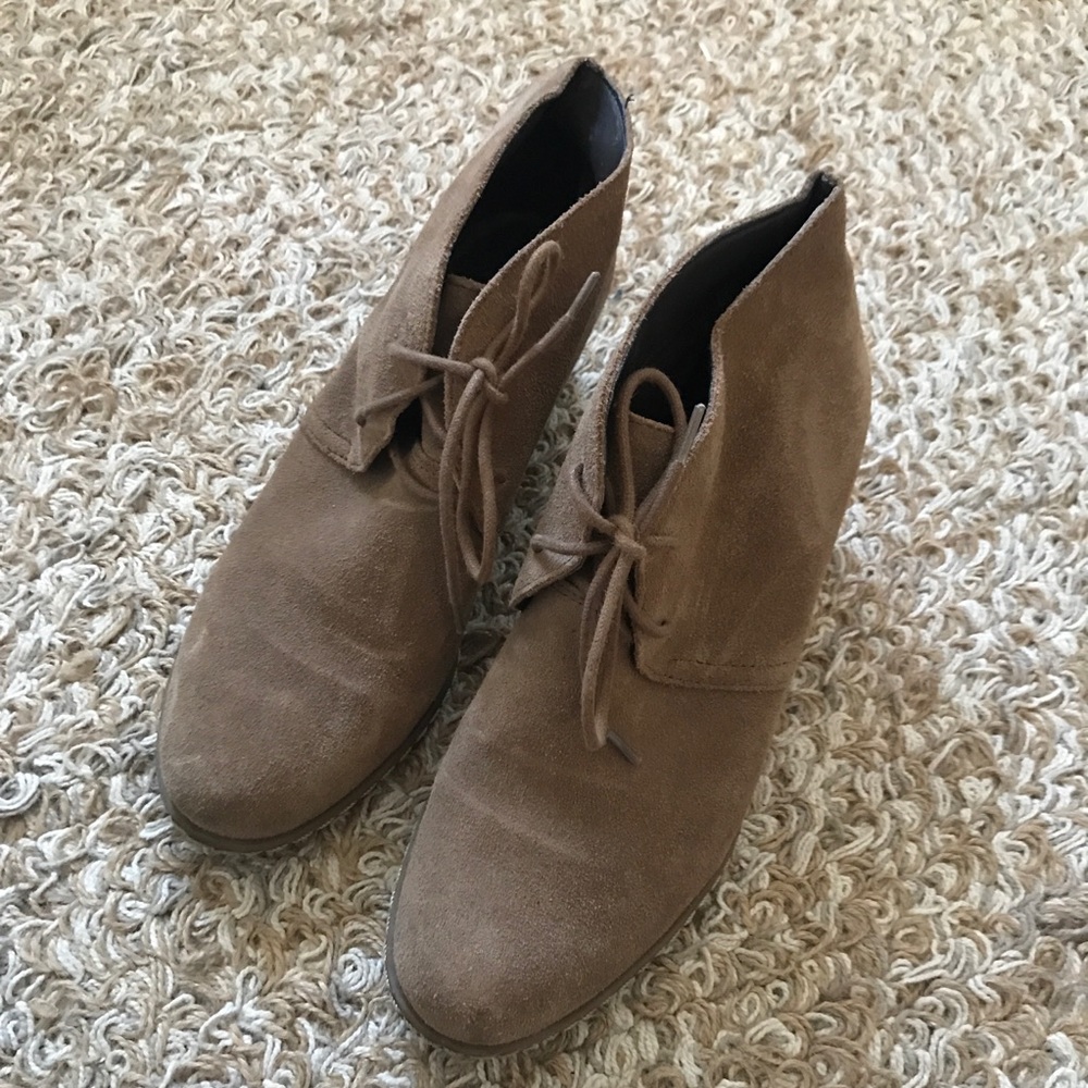franco sarto ankle boot size 6